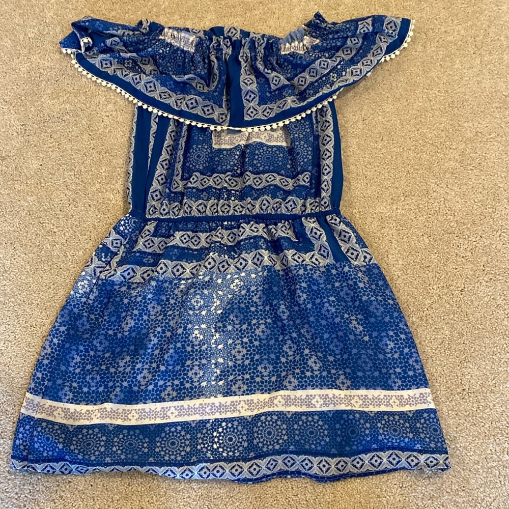 Off the shoulder summer dress. Darling. Sexy & Sweet. You will luv this dress.